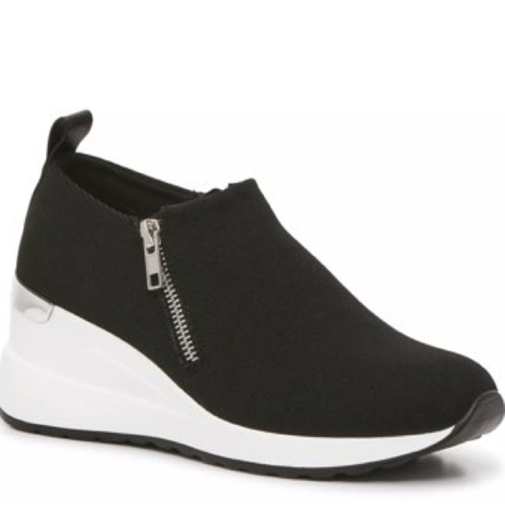 Nwot Mix No 6 Talanie wedge zipper  Slip-on